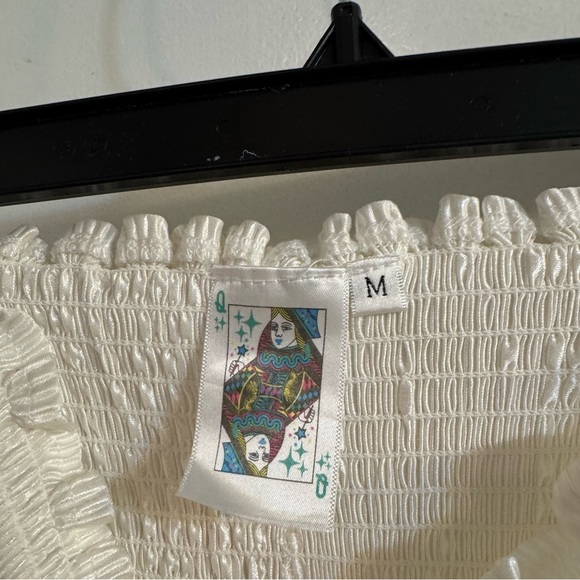 Queen of Sparkles Ribbed Metallic Swing Short White Pearl Pleat Medium - Picture 4 of 8